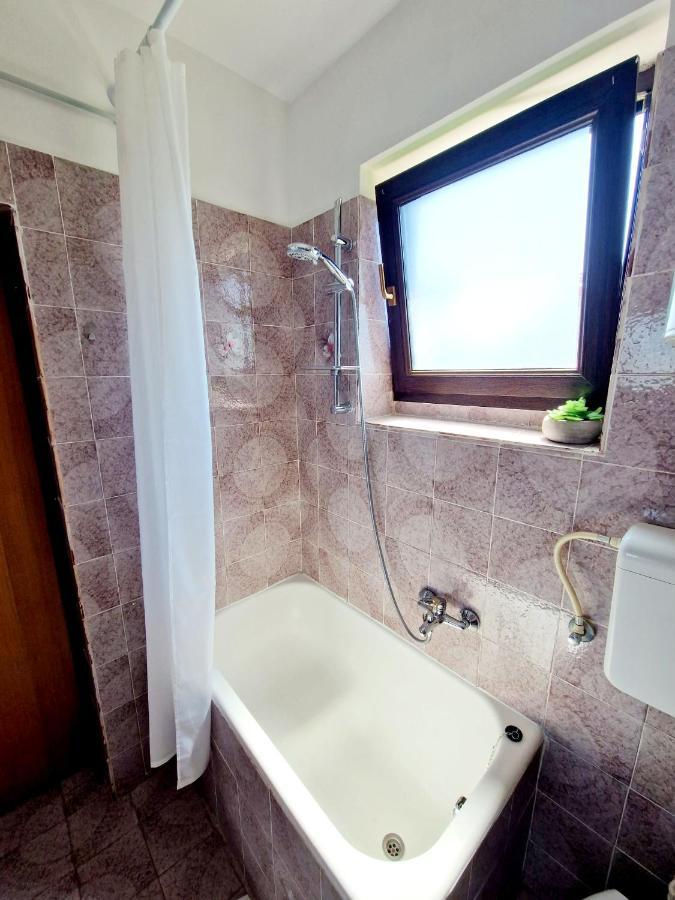 Apartments Figa โรวีน ภายนอก รูปภาพ