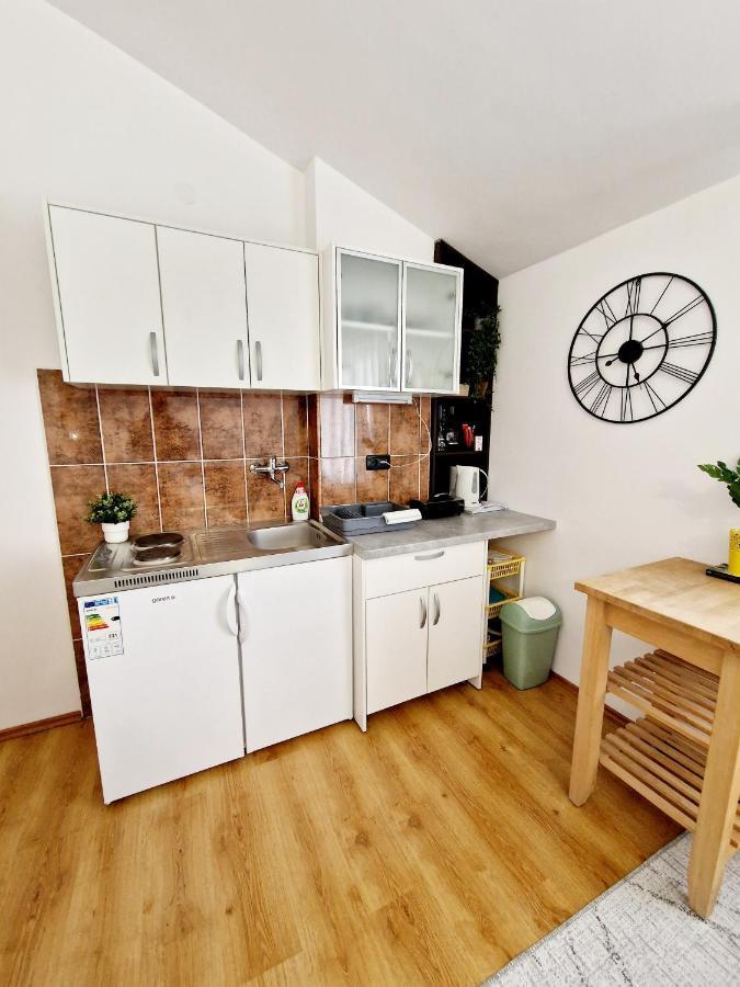Apartments Figa โรวีน ภายนอก รูปภาพ